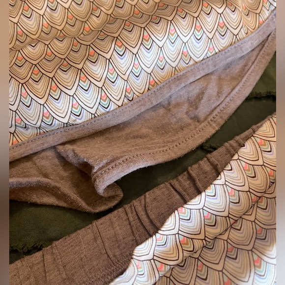 VS mermaid pjs/lounge set - Picture 2 of 6